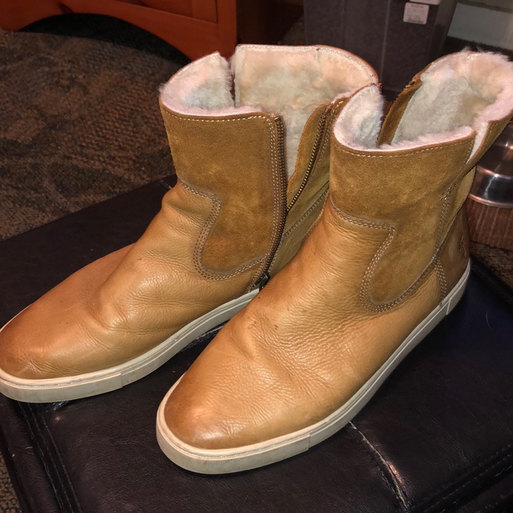 Frye Gemma Fur-Lined Short Boots Brown Size 10M